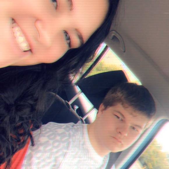 Meet your Posher, Mckenzie - Picture 1 of 1